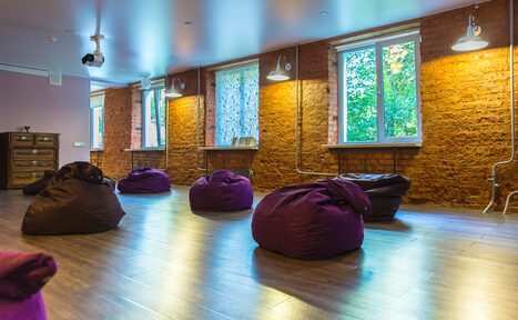 Арендовать Лофт с кухней и антуражем для детских праздников