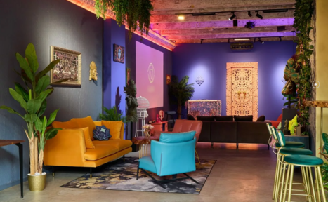 Арендовать AJNA лофт-бутик на набережной КК “Брусницын”