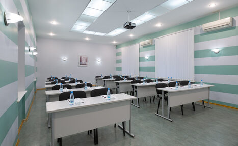 Арендовать Отель Октябрьская