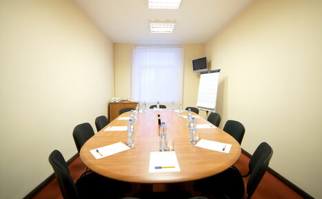 Арендовать Отель Октябрьская