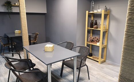 Арендовать Площадка в строгих тонах для праздничных мероприятий