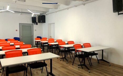 Арендовать Тренинг-зал в особняке на Менделеевской