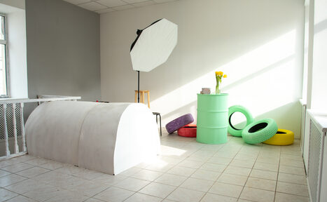 Арендовать Небольшая трехэтажная площадка