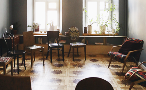 Арендовать  Двухэтажный особняк с уютный интерьером