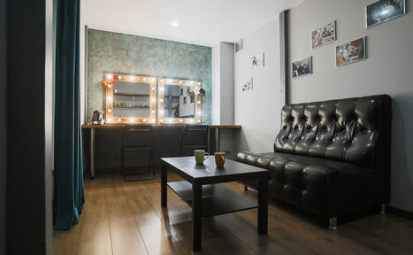 Арендовать Гримёрная комната. Киностудия ТвоёКино