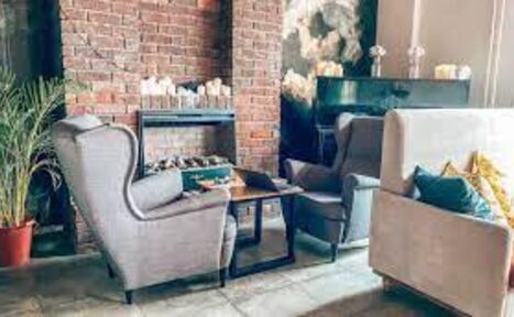 Арендовать Rehab Lounge