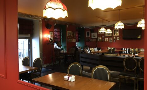 Арендовать Арт - кафе в винтажном стиле