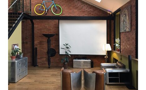 Арендовать Лофт на Духовском(Сдается только под офисы)