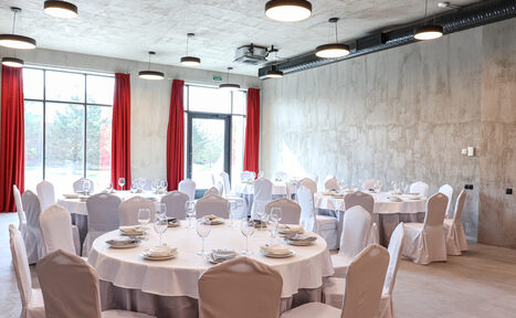 Арендовать Loft space Ostrov