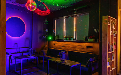 Арендовать  Loft Com.nata Лофт-бар в центре