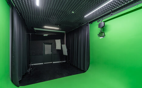 Арендовать Студия Дениса Золотова