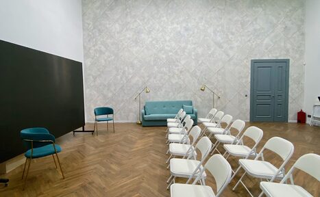 Арендовать Forrader Studio. Зал в светлых тонах