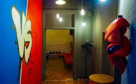 Арендовать РИНГ. Лофт с дизайнерской мебелью