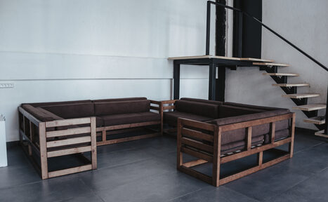 Арендовать Лофт с окнами в пол 