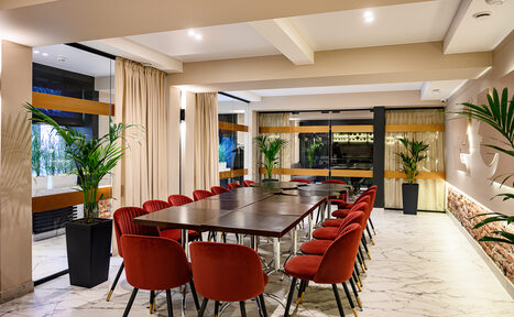 Арендовать Статский Советник. Двойной зал для мероприятий