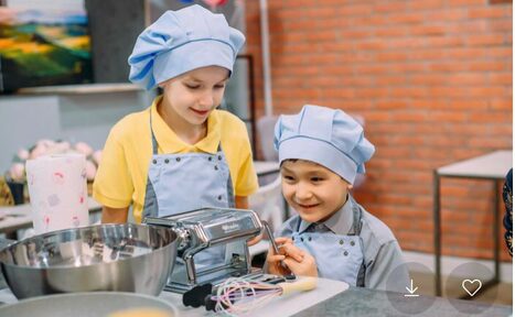 Арендовать Лофт-кухня с островком для детских событий