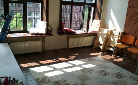 Арендовать Уютный двухуровневый лофт