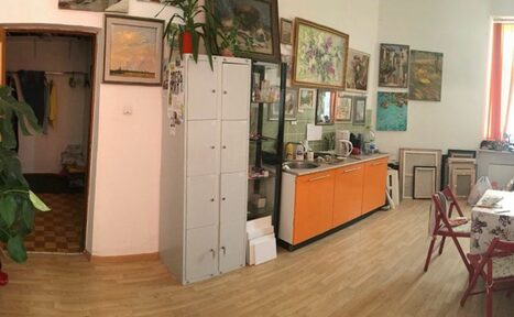 Арендовать Помещение стилизованное картинами в центре Москвы