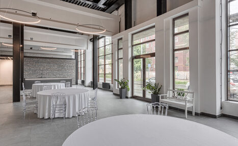 Арендовать Просторный белый лофт для различных мероприятий 