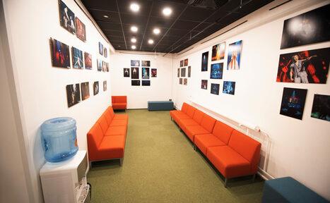 Арендовать Арт-пространство с театральной рассадкой