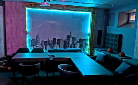 Арендовать Стильный зал в стиле Манхэттен 