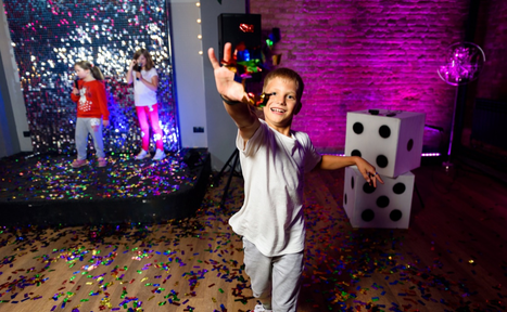 Арендовать Просторный лофт с кухней для детских мероприятий 