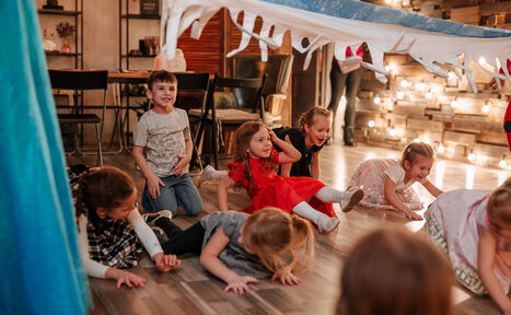 Арендовать Loft с винтажными окнами для детских дней рождений