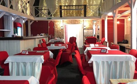 Арендовать Атмосферный зал в центре Новосибирска