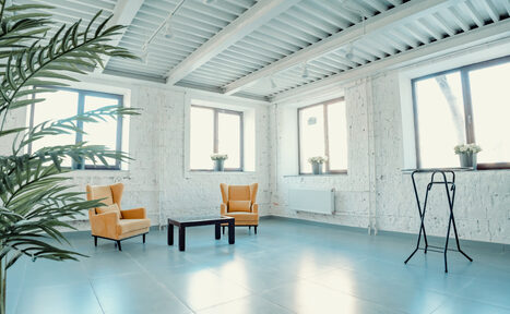 Арендовать ThePLACE. Белый лофт 120м² 