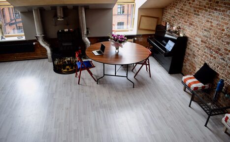 Арендовать Citrus Space Лофт-мансарда с камином