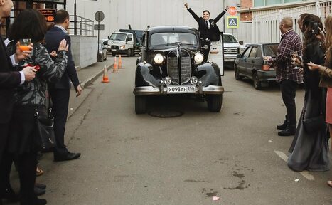 Арендовать Apriori Photo Коричневый лофт с верандой