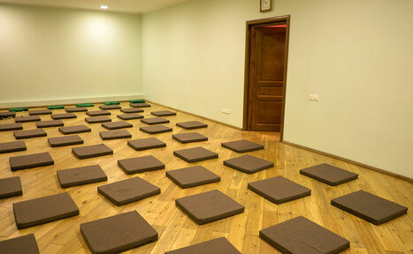 Арендовать iSoul Weekend Тренинг зал с деревянным полом 