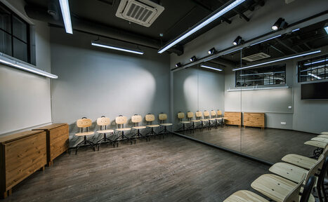 Арендовать Креативный бизнес-лофт в Митино