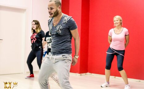 Арендовать ML DANCE COMPANY. Танцевальный зал