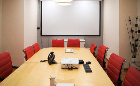 Арендовать Коворкинг ОАК Переговорная в Свиблово 