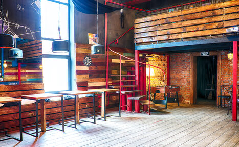 Арендовать Loft Level 19 на заводе Кристалл. Крыша для вечеринок