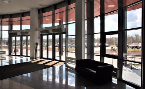 Арендовать Коворкинг - ФизТехПарк Аудитория с панорамными окнами