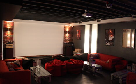 Арендовать Лофт с бильярдом в Мытищах