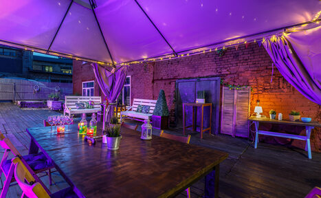 Арендовать Исторический лофт эпохи Российской Империи с летней верандой