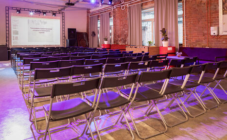 Арендовать Loft Com.nata.Тренинговый лофт со сценой