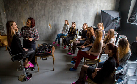 Арендовать Фотостудия Bouton. Минималистичный лофт 