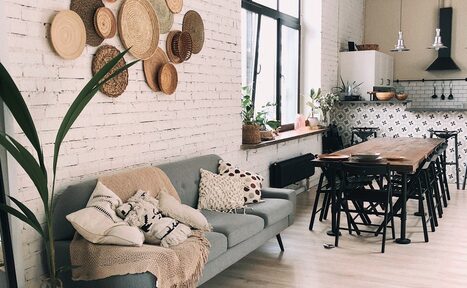 Арендовать Simple Point Лофт из белого кирпича 