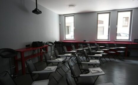 Арендовать Образовательный лофт в особняке 