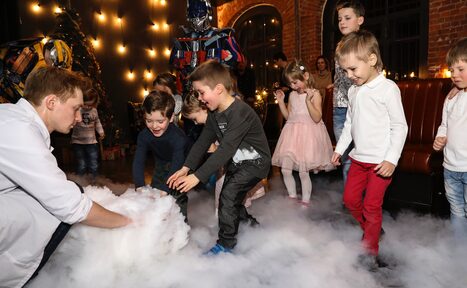 Арендовать БАХРУШИНЪ LOFT. Лофт с арочными окнами 