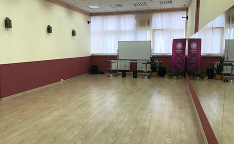 Арендовать Большой зал школы Milamar