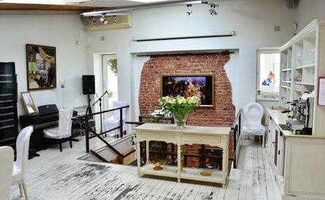 Арендовать Галерея искусств «Чердак художника»