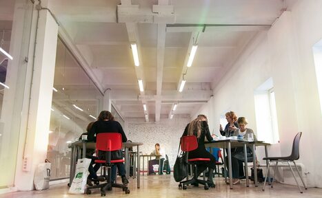 Арендовать Grand WORKPLACE Стильный образовательный лофт 