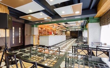 Арендовать StolOFFka Дизайнерский конференц-зал