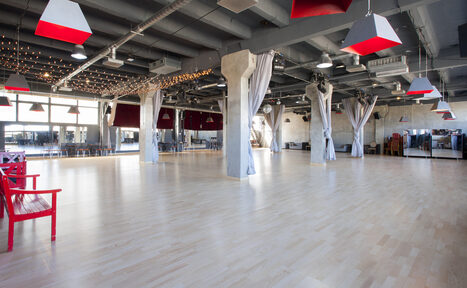 Арендовать Tango Center (Танго Центр). Лофт с большим танцполом