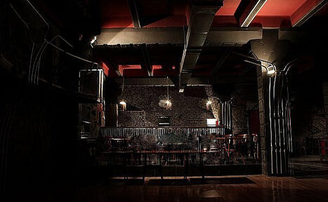 Арендовать Брутальный лофт с барной стойкой